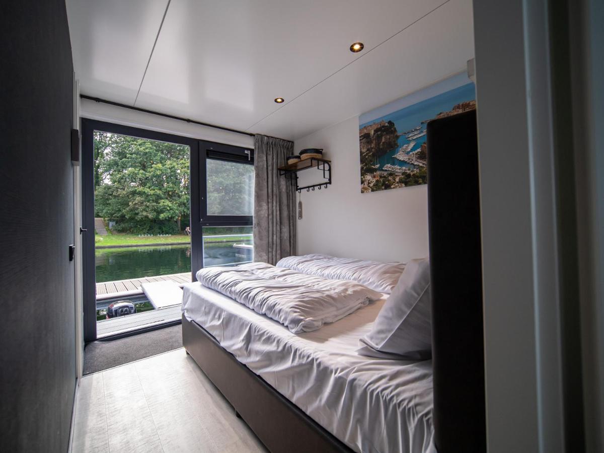 Houseboat Mookerplas Middelaar Bagian luar foto